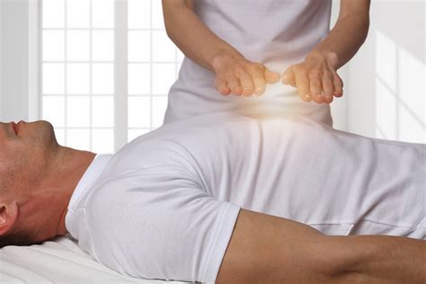 Tantric massage Escort Pyhaejaervi